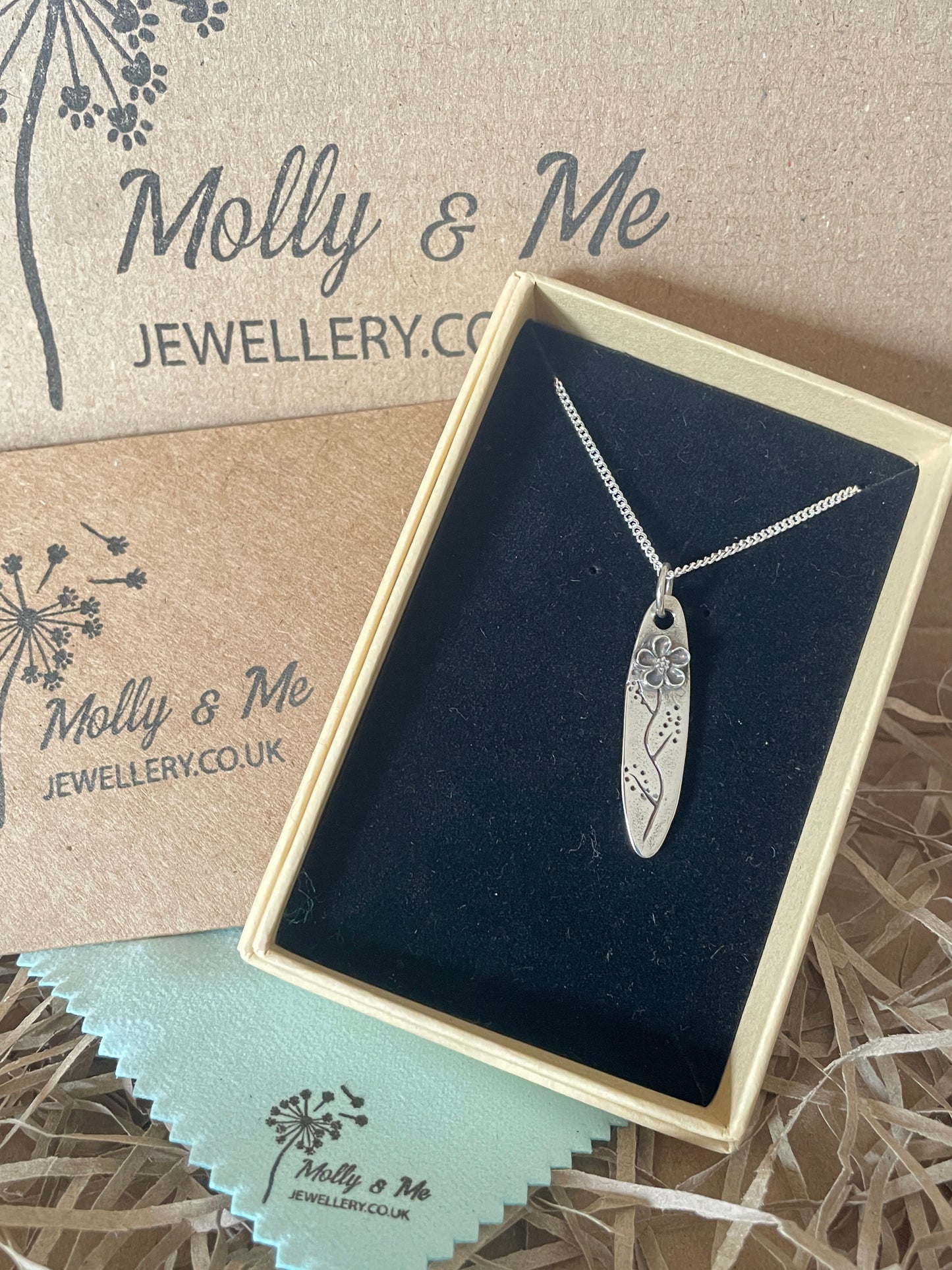 Flower tag pendant