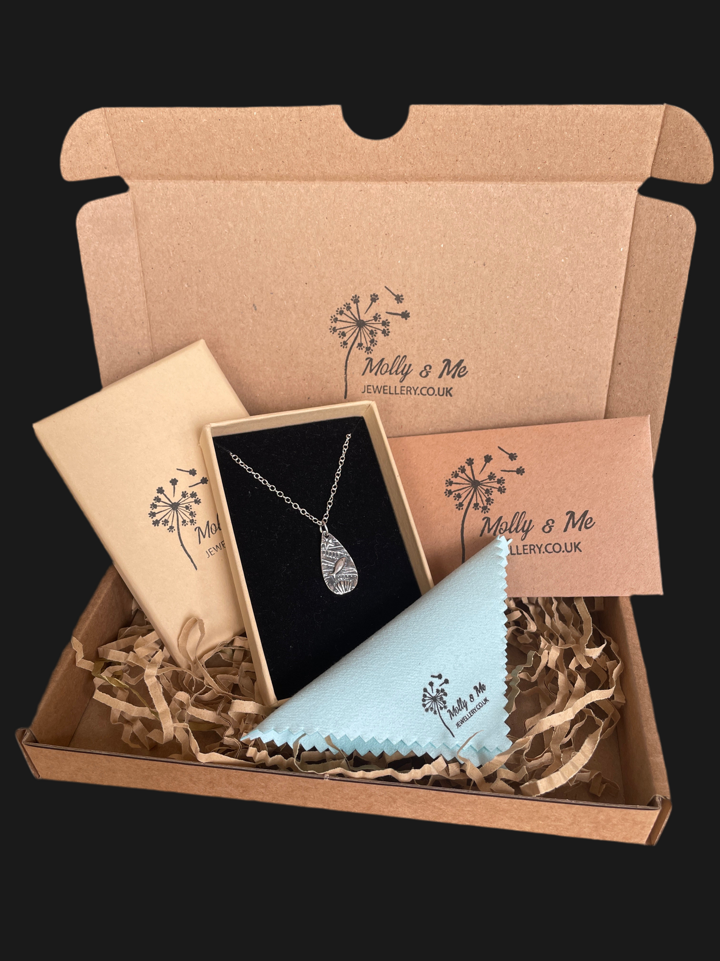 Small under the sea necklace packaging