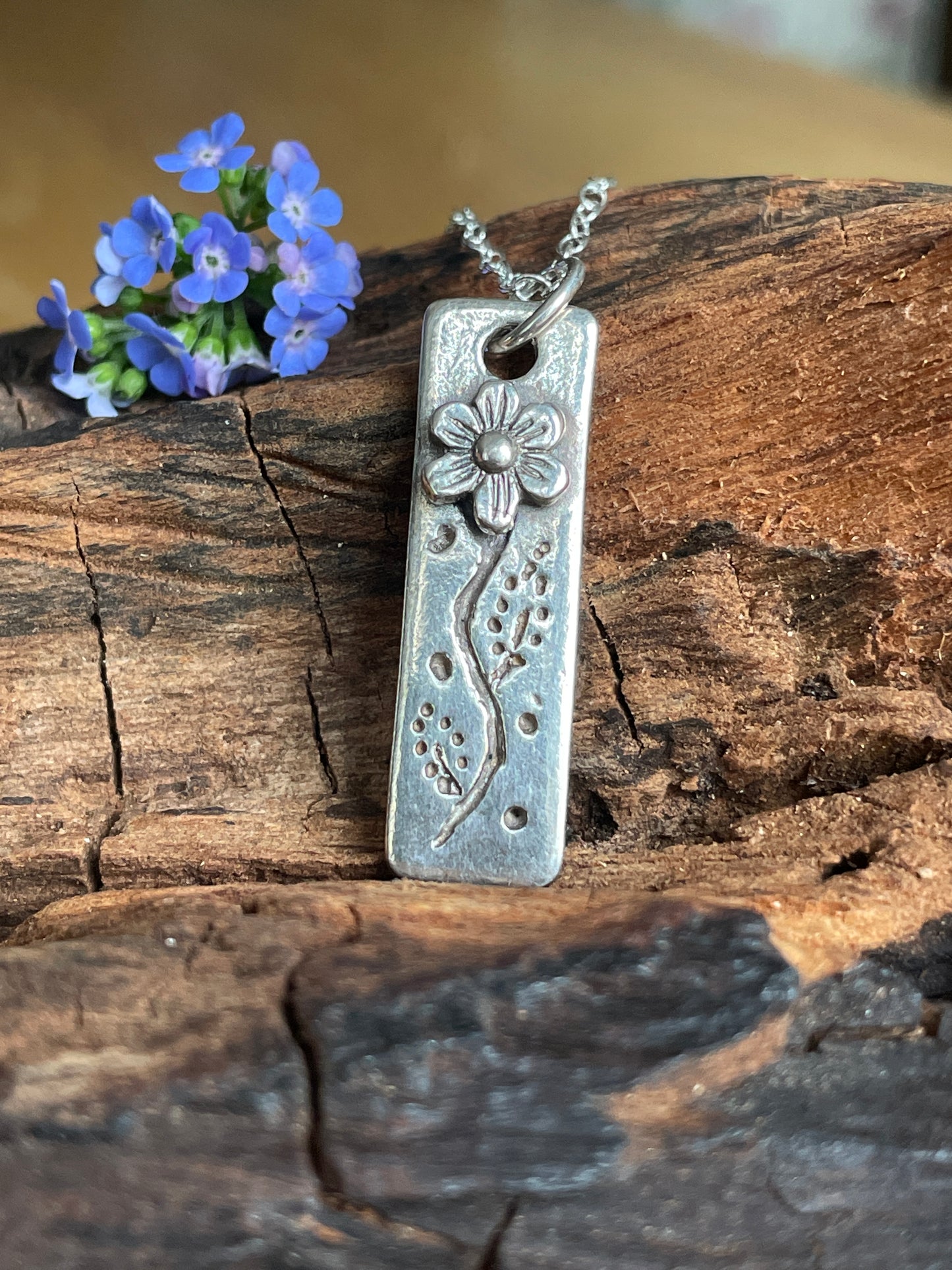 Flower tag pendant