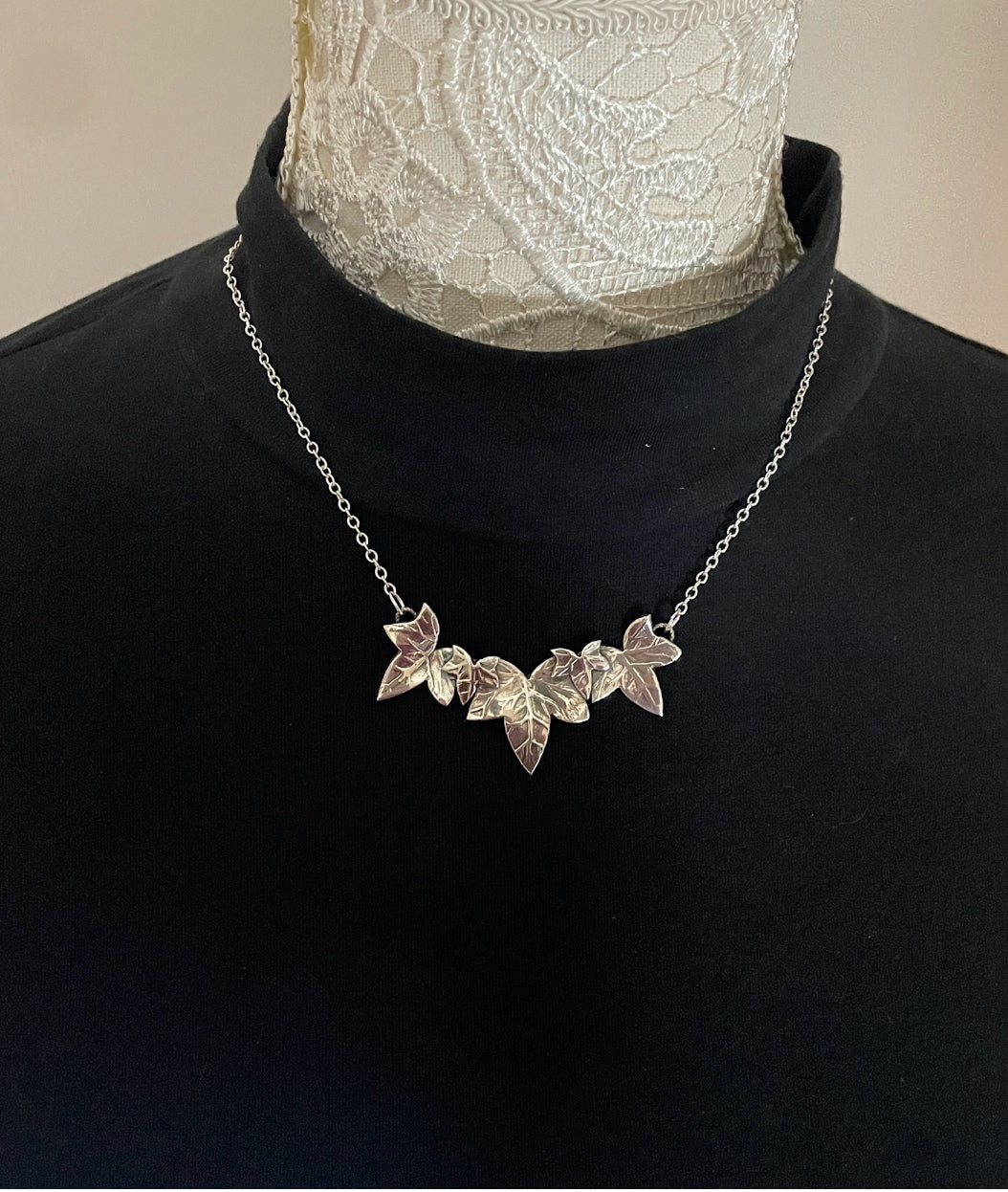 5 Ivy leaf necklace