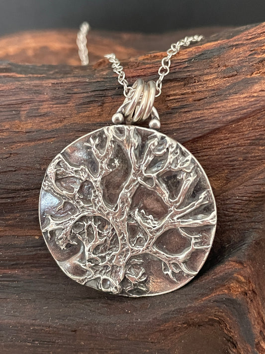 Silver Oakmoss Pendant